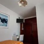 Pequena Baleia 住宿加早餐酒店 3*