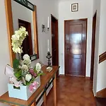 Pequena Baleia 住宿加早餐酒店