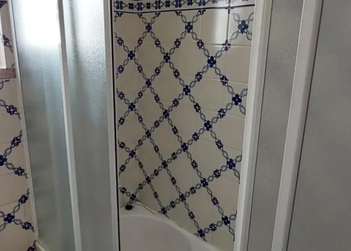 Pequena Baleia Bed & Breakfast Ferrel (Leiria)